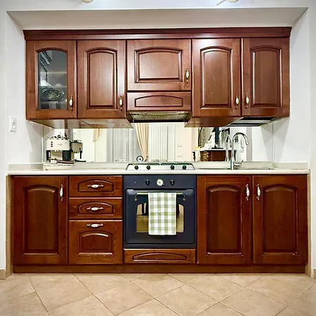 Appartamento Via Roma 40 - *