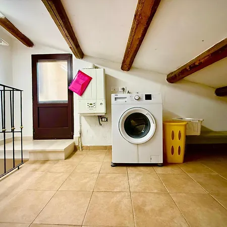 Appartamento Via Roma 40 - *