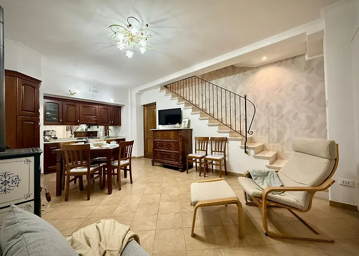 Via Roma 40 - * Pacentro